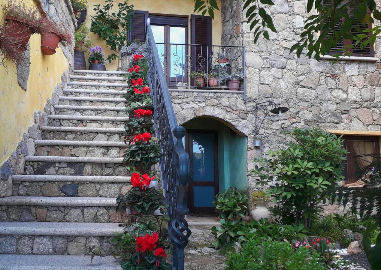 Casa Sa Hosta Apartment Gavoi Exterior photo